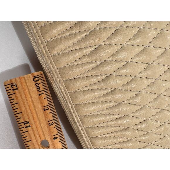 VTG Bally Leather Shoulder Bag Quilted Soft Beige Chain Strap Handbag Purse ECU - Picture 8 of 14